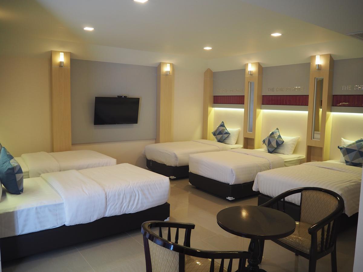 The Chic 101 Hotel Selaphum Bagian luar foto