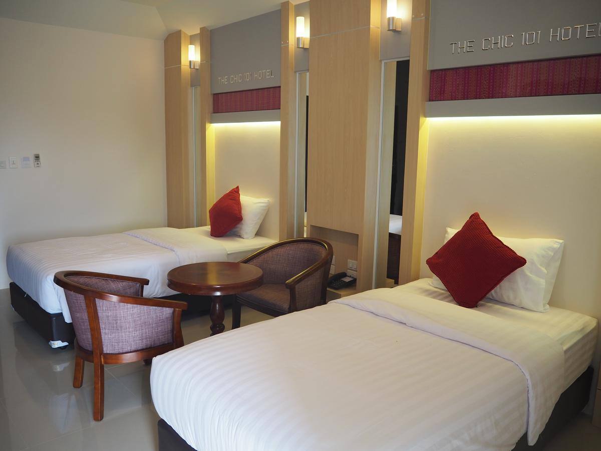 The Chic 101 Hotel Selaphum Bagian luar foto